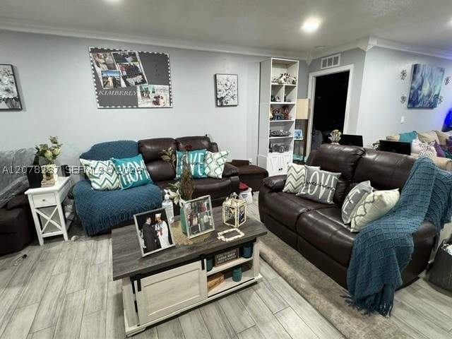 3 bedroom SingleFamilyResidence at 2766 NW 168th Ter, Golden Glades Park 2nd Ad, Miami Gardens — photo 4