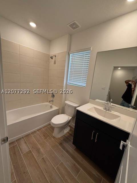 142 NE 14th Ter, Homestead FL - photo 12 of 25