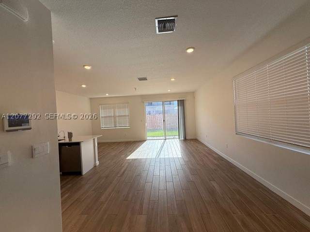 4 bedroom SingleFamilyResidence at 142 NE 14th Ter, Miami Land And Developmen, Homestead — photo 5