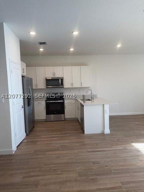 142 NE 14th Ter, Homestead FL - photo 8 of 25