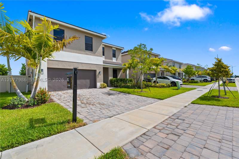 4 bedroom SingleFamilyResidence at 1325 NE 2nd Ct, Miami Land And Developmen, Homestead — photo 2