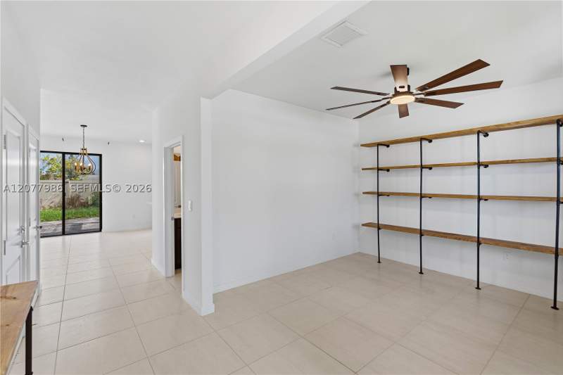 4 bedroom SingleFamilyResidence at 1325 NE 2nd Ct, Miami Land And Developmen, Homestead — photo 5