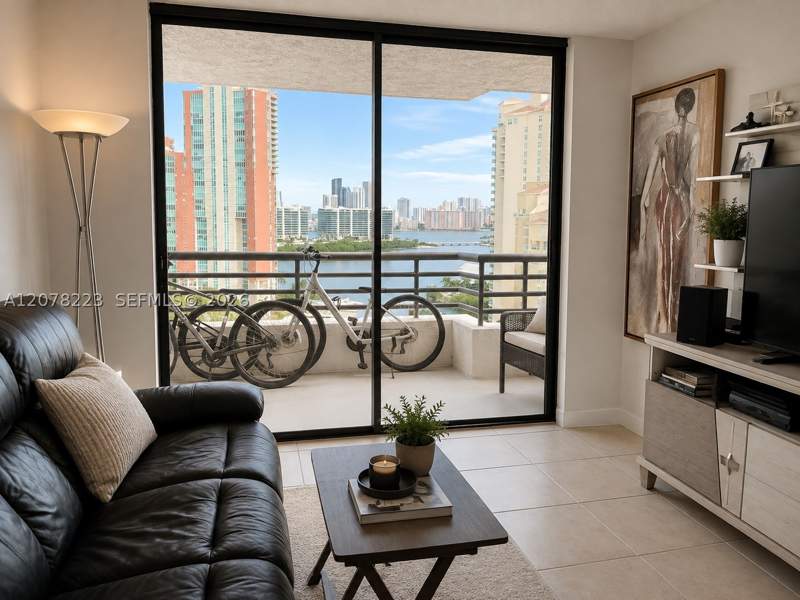 2 bedroom Condominium at 3300 NE 191st St Ph16, Parc Central Aventura Sou, Aventura — photo 2