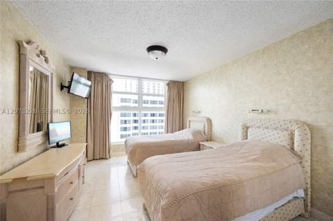16711 Collins Ave 907, Sunny Isles Beach FL - photo 18 of 49