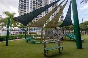 5350 NW 84th Ave 705, Doral FL - photo 11 of 13