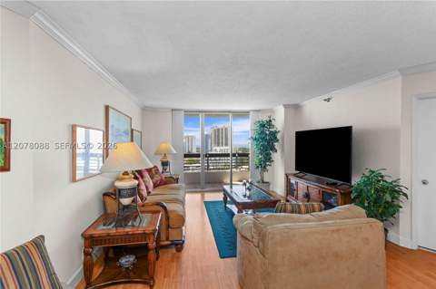3400 NE 192nd St 1911, Aventura FL - photo 11 of 28