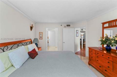 3400 NE 192nd St 1911, Aventura FL - photo 17 of 28