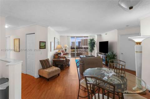 3400 NE 192nd St 1911, Aventura FL - photo 8 of 28