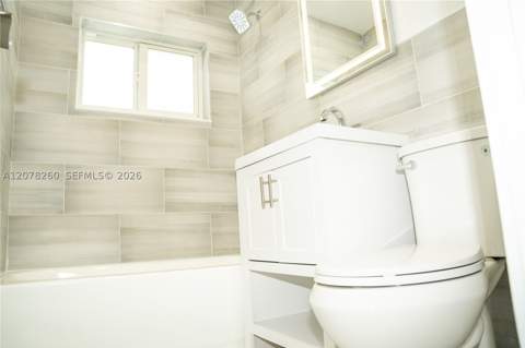 1640 NE 172nd St, North Miami Beach FL - photo 24 of 33