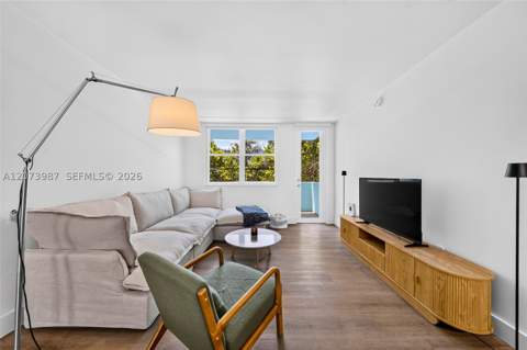 301 Ocean Dr 201, Miami Beach FL - photo 17 of 24