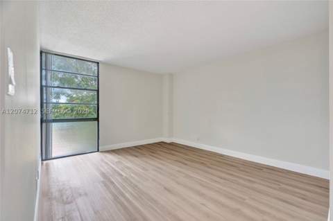 3401 N Country Club Dr Ei403, Aventura FL - photo 15 of 38