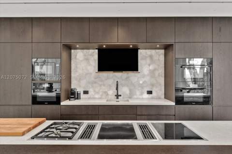 375 N Hibiscus Dr, Miami Beach FL - photo 10 of 45