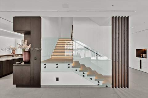 375 N Hibiscus Dr, Miami Beach FL - photo 8 of 45