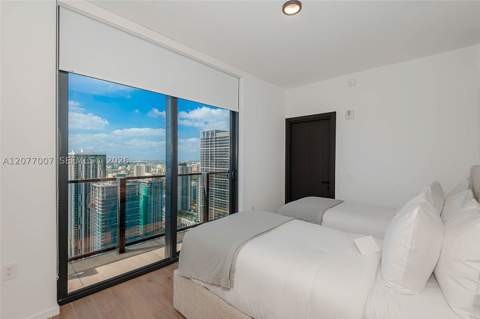 398 NE 5th 4118, Miami FL - photo 14 of 34