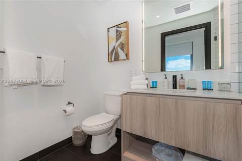 398 NE 5th 4118, Miami FL - photo 17 of 34