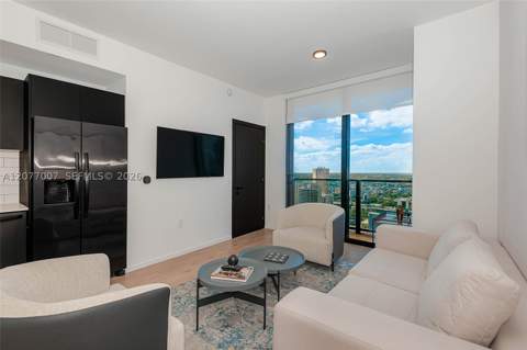 398 NE 5th 4118, Miami FL - photo 7 of 34