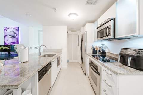 185 SW 7th St 3609, Miami FL - photo 14 of 45