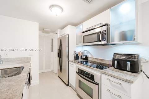 185 SW 7th St 3609, Miami FL - photo 16 of 45