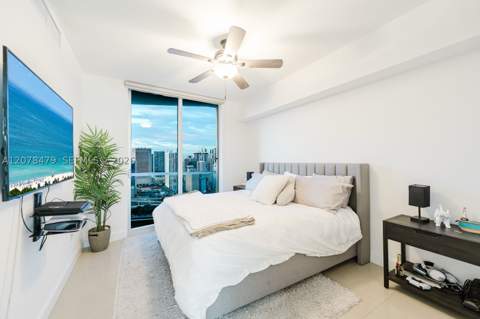 185 SW 7th St 3609, Miami FL - photo 17 of 45