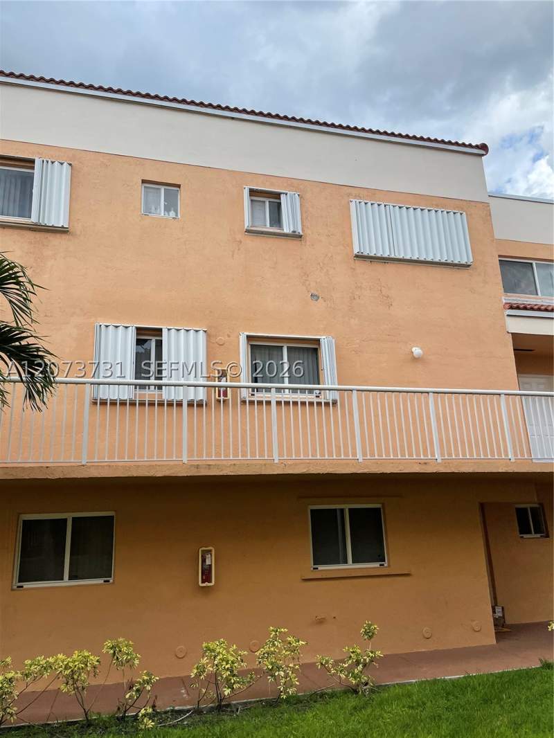 2 bedroom Condominium at 14911 SW 80th St 203, The Seasons Villas & Thms, Miami — photo 4