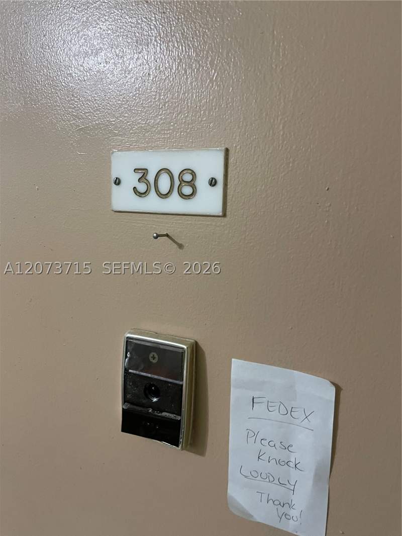 2 bedroom Condominium at 15888 SW 95th Ave 308, Palmetto Fairway Condo, Miami — photo 3