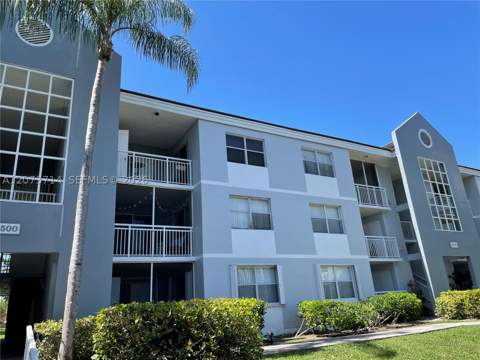 8500 SW 212th St 309, Cutler Bay FL - photo 23 of 25