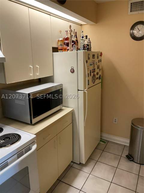8500 SW 212th St 309, Cutler Bay FL - photo 7 of 25