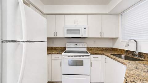 8215 SW 152nd Ave G-205, Miami FL - photo 6 of 11