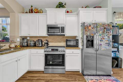 28403 SW 130th Ave, Homestead FL - photo 16 of 48