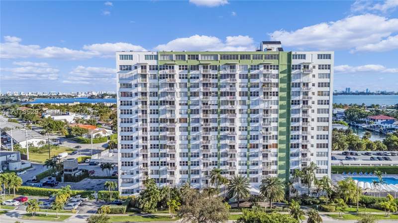 2 bedroom Condominium at 2150 Sans Souci Blvd B605, Bayview Towers Condo Sout, North Miami — photo 3