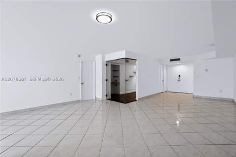 6423 Collins Ave 1702, Miami Beach FL - photo 8 of 85