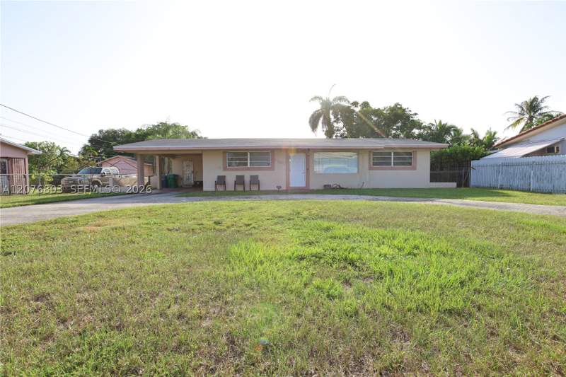3 bedroom SingleFamilyResidence at 17530 NW 27th Ct, Myrtle Grove, Miami Gardens — photo 2