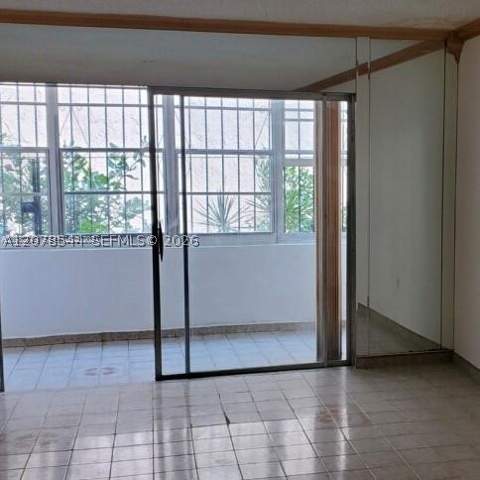 1305 W 46th St 108, Hialeah FL - photo 9 of 12
