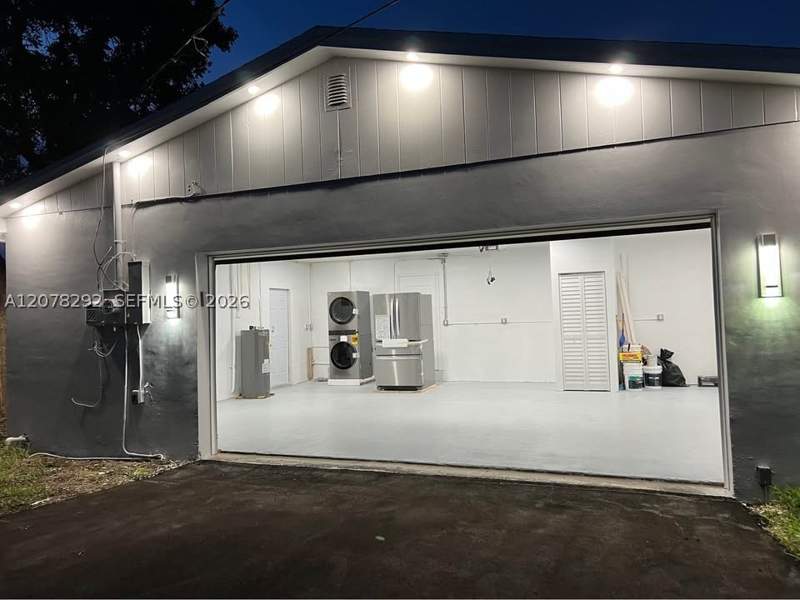 3 bedroom SingleFamilyResidence at 27501 SW 162nd Ct, Anaco South Estates, Homestead — photo 2