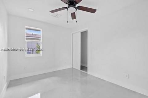 655 SW 5th St, Homestead FL - photo 12 of 23