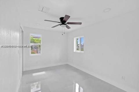 655 SW 5th St, Homestead FL - photo 8 of 23