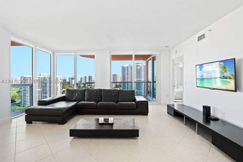 3370 Hidden Bay Dr 2102, Aventura FL - photo 15 of 32