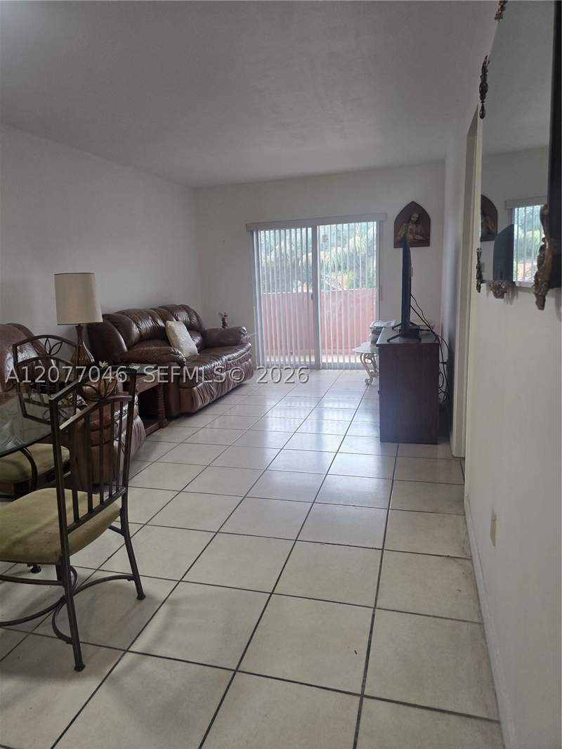 1 bedroom Condominium at 8990 SW 24th St 226, Westchester Luxury Condo, Miami — photo 2