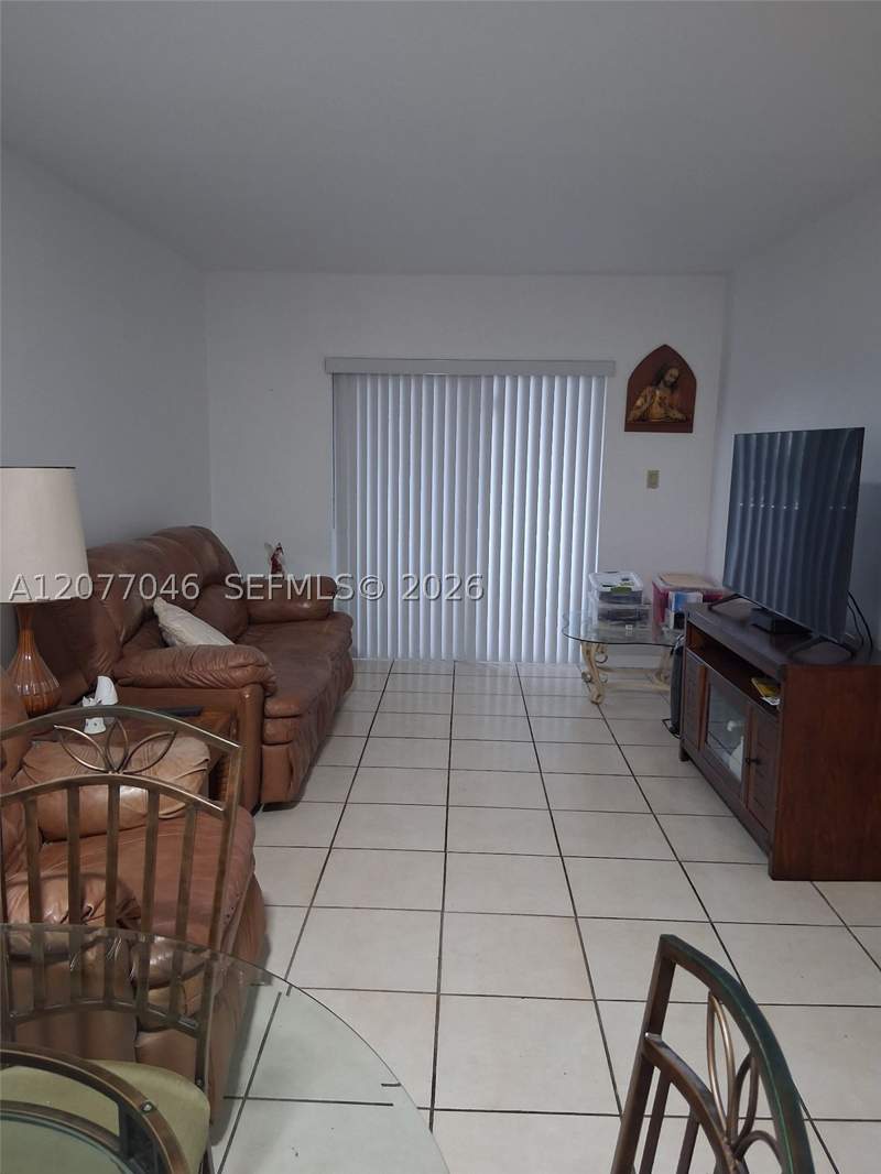 1 bedroom Condominium at 8990 SW 24th St 226, Westchester Luxury Condo, Miami — photo 3