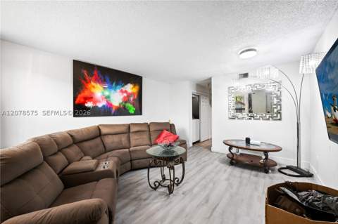2093 W 54th Ter 38, Hialeah FL - photo 10 of 21