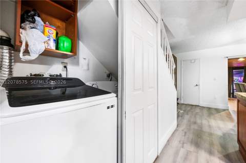 2093 W 54th Ter 38, Hialeah FL - photo 17 of 21