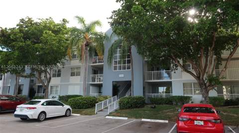 8520 SW 212th St 305, Cutler Bay FL - photo 13 of 17