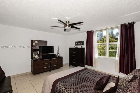17800 Atlantic Blvd 203, Sunny Isles Beach FL - photo 24 of 30
