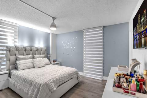 1825 W 44th Pl 401, Hialeah FL - photo 14 of 34