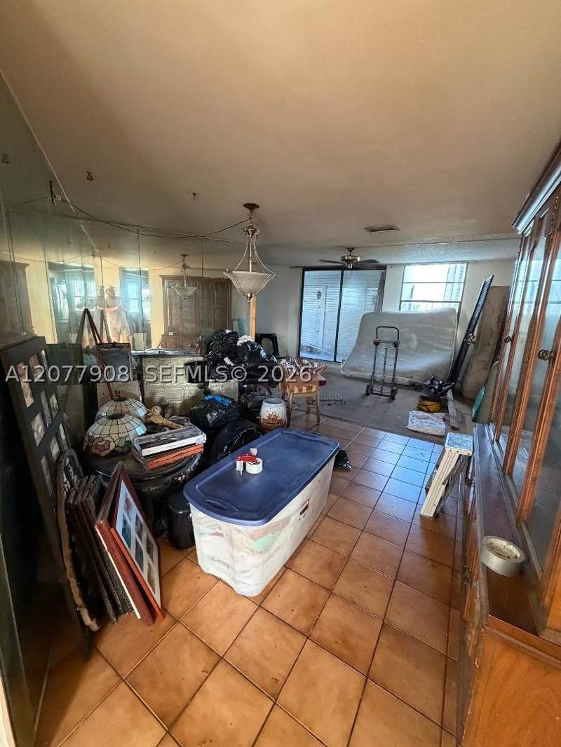 2 bedroom Condominium at 20500 W Country Club Dr 818, Biscaya III Condo, Aventura — photo 2