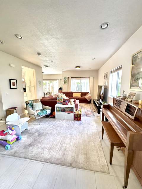 396 NE 33rd Terrace, Homestead FL - photo 9 of 51