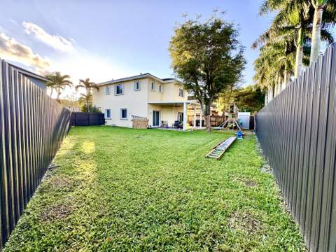 396 NE 33rd Terrace, Homestead FL - photo 11 of 51