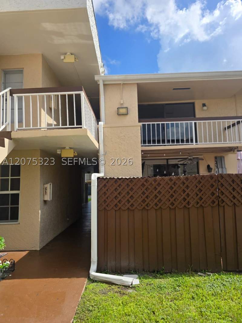 2 bedroom Condominium at 13791 SW 66th St 258E, The Meadows Lake North Co, Miami — photo 5