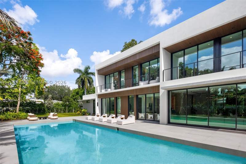 7 bedroom SingleFamilyResidence at 6200 SW 123rd Ter, Ridgeline Estates, Pinecrest — photo 2