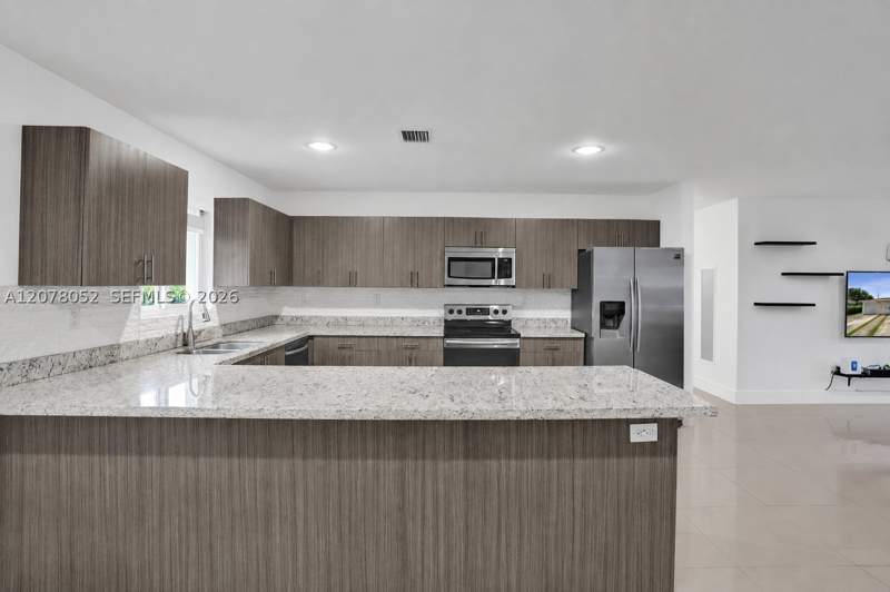 3 bedroom SingleFamilyResidence at 10770 SW 149th St, Richmond Heights Estates, Miami — photo 4